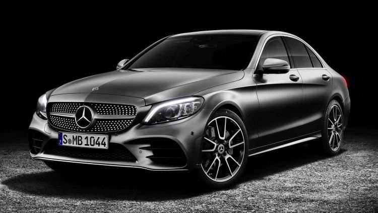 <p><span style="color:#FF8C00"><strong>Mercedes-Benz C</strong></span></p>

<p>2.913 adet satıldı</p>
