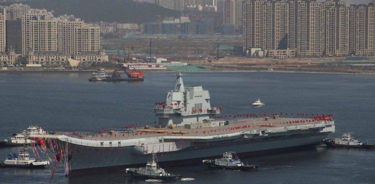 <p>Çin'in Type-001A'nın dışında ilk uçak gemisi Liaoning hali hazırda Çin  Halk Kurtuluş Ordusu (ÇHKO) tarafından tatbikatlarda kullanılıyor. Sovyet yapımı  Liaoning, Ukrayna'dan getirilmiş, Eylül 2012'de ÇHKO envanterine alınmıştı.</p>

<p> </p>
