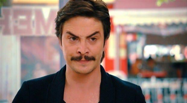 <p>Ahmet Kural - Ankara</p>
<p> </p>