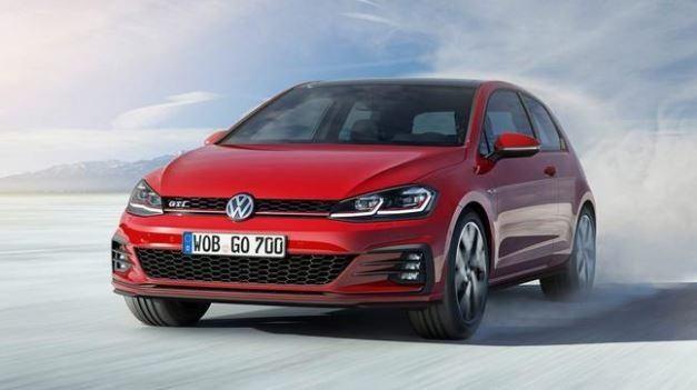<p><span style="color:#FF8C00"><strong>Volkswagen Golf</strong></span></p>
<p>4.131 adet satıldı</p>