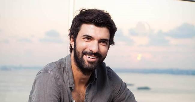 <div>Engin Akyürek - Ankara</div>

<div> </div>
