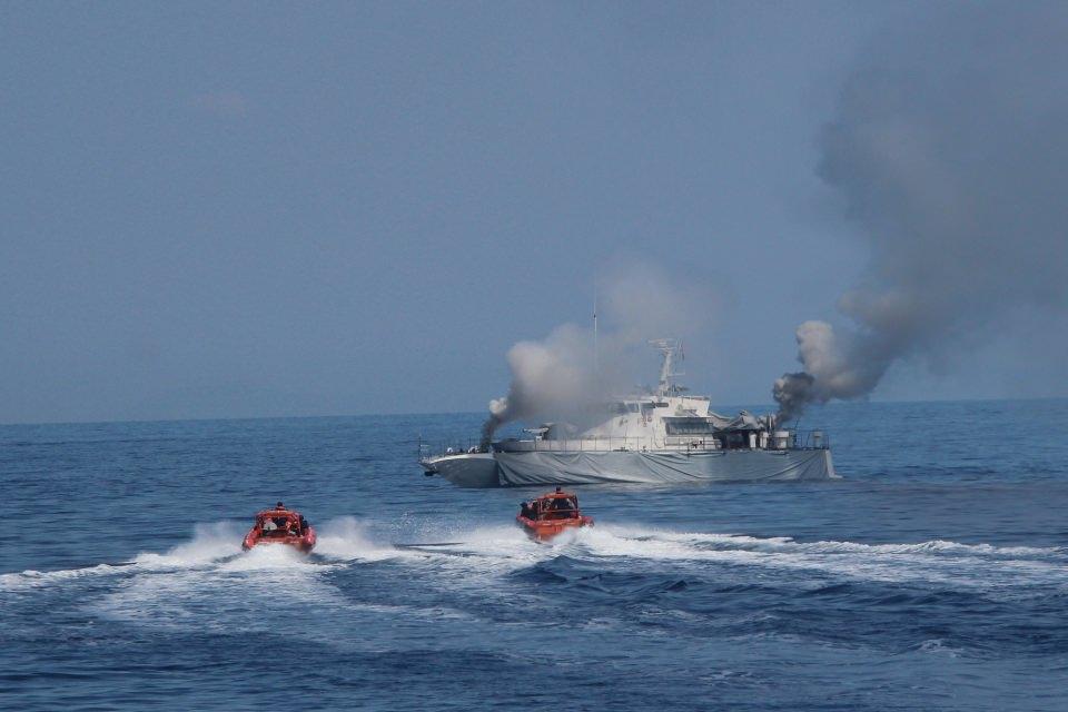 <p><strong>15 ülkeden 22 gözlemci </strong><br />
<br />
Deniz Aslanı-2018 Arama Kurtarma Davet Tatbikatı’nda Kara Kuvvetleri Komutanlığı’ndan bir arama kurtarma helikopteri, Deniz Kuvvetleri Komutanlığı’ndan bir fırkateyn, Hava Kuvvetleri Komutanlığı’ndan muharip uçak, bir arama uçağı ve bir arama kurtarma helikopteri, Sahil Güvenlik Komutanlığı’ndan 2 sahil güvenlik arama kurtarma korveti, 8 sahil güvenlik botu, 4 sahil güvenlik helikopteri, 2 sahil güvenlik uçağı kullanıldı.</p>
