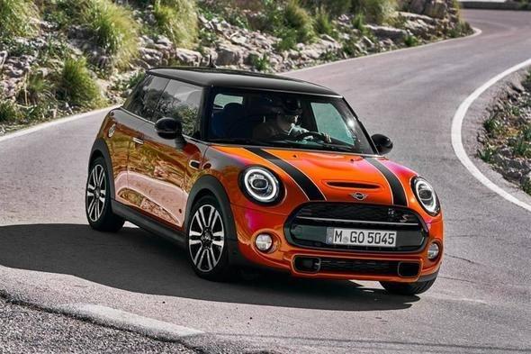 <p>7. Cooper D 1.5 Steptronic (116 hp)<br />
<br />
Motor hacmi 1401-1600 cm3'den oluşuyor ve yakıt türü dizeldir.</p>
