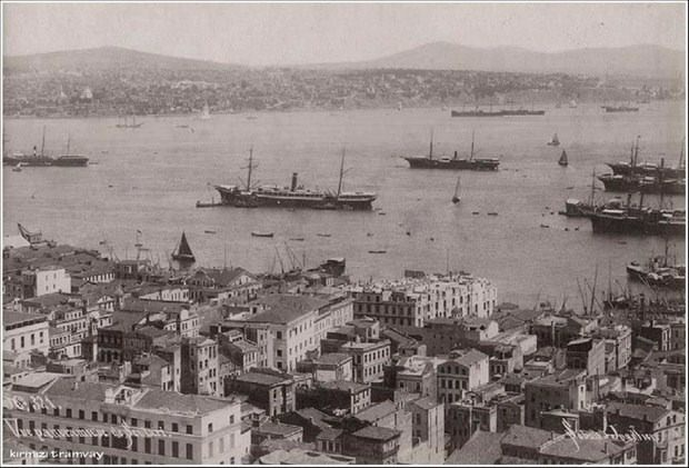 <p><strong>Üsküdar'a bakış 1890</strong></p>

<p> </p>
