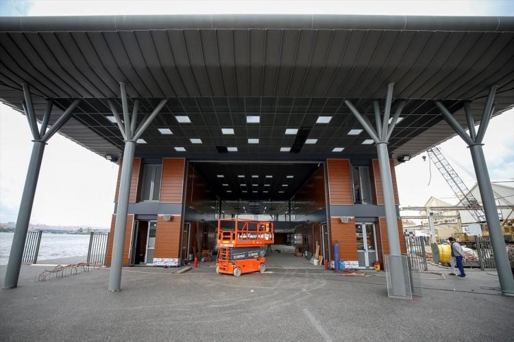<p>İskelede 22 adet balast tankı, pis su ve tatlı su tankları mevcut.</p>