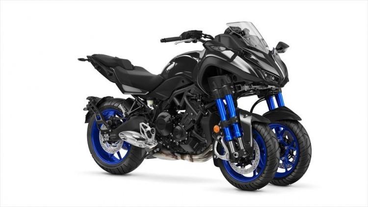 <p>Sürücülerin büyük kısmı sürüş tarzını değiştirmeden iki tekerlekli motosikletlerden Yamaha LMW sistemine kolayca geçiş yapabilir. </p>