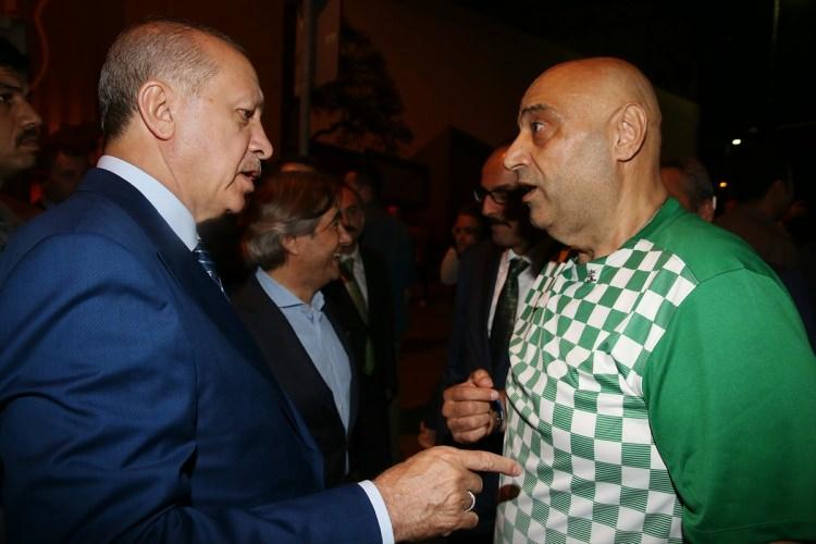 <p>Cumhurbaşkanı Erdoğan, incelemelerinin ardından buradan ayrıldı.</p>