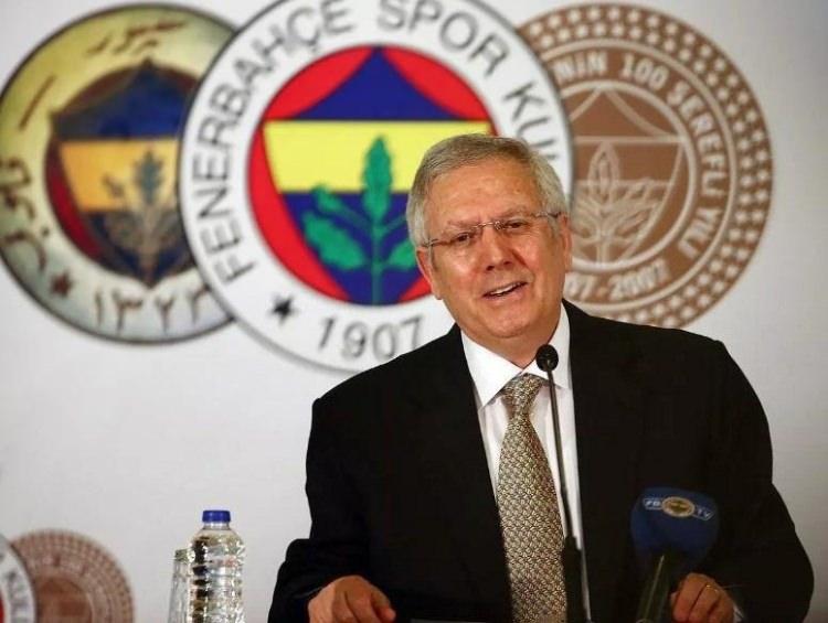 <p>10 KEZ İKİNCİLİK GÖRDÜ</p>

<p>Aziz Yıldırım'ın başkanlık yaptığı 20 yıl ve 21 sezonda Fenerbahçe Futbol Takımı, Süper Lig'de 10 kez ikinci, 2 kez üçüncü, 2 kez dördüncü, 1 kez de altıncı sırayı aldı.</p>
