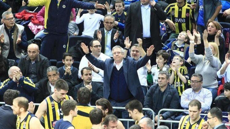 <p>EUROLEAGUE'DE ŞAMPİYONLUK</p>

<p>Sarı-lacivertliler, 2014-2015, 2015-2016, 2016-2017'nin ardından bu sezon da THY Avrupa Ligi'nde Dörtlü Final oynadı. İlk sezonunda 4. olan Fenerbahçe, ikinci sezonunda finalde kaybetti. Obradovic yönetimindeki sarı-lacivertli ekip, 2016-2017 sezonunda ise Türkiye'ye Avrupa basketbolunun kulüpler düzeyindeki en prestijli kupası olan THY Avrupa Ligi şampiyonluğunu getirdi. Sarı-lacivertliler, bu sezon ise finalde Real Madrid'e kaybederek THY Avrupa Ligi'ni ikinci bitirdi.</p>
