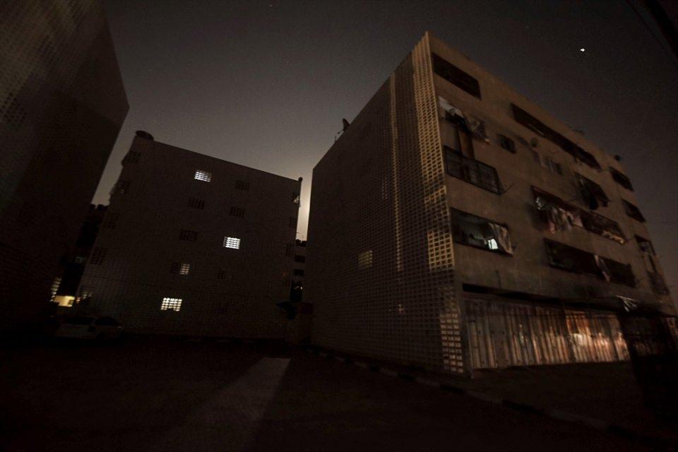 <p>Gazze'de her geçen gün büyüyen elektrik krizi ve yaşanan uzun süreli kesintiler, Filistinlilerin mevcut sıkıntılarını daha da artırıyor.</p>

<p> </p>
