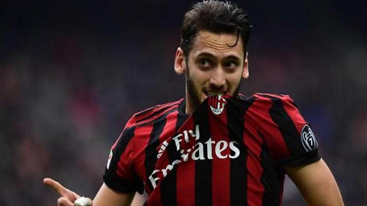 <p>Hakan Çalhanoğlu</p>
