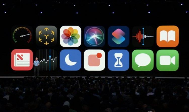 <p>iOS'ta uzun zamandır kullanıcıların hizmetinde olan Rahatsız Etme özelliği de iOS 12 ile yenileniyor.<br />
<br />
iOS 12, Rahatsız Etme modunda yapılan iyileştirmelerle; kullanıcıların ders çalışırken, derste, toplantıda veya akşam yemeği yerken o anda kalabilmelerine yardımcı oluyor.</p>
