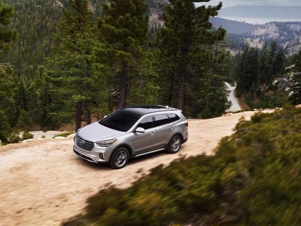 <p>Hyundai Santa Fe</p>
<p> </p>