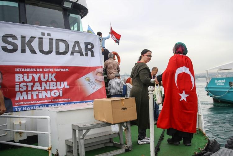 <p>Cumhurbaşkanı Recep Tayyip Erdoğan'ın İstanbullular ile buluşacağı Büyük İstanbul Mitingi için AK Parti ilçe teşkilatları tüm hazırlıkları tamamladı.</p>

<p> </p>
