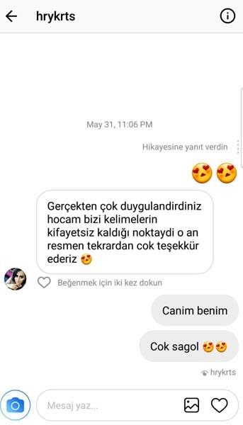 <p><strong>Prof.Dr. Demirel, kendine ise şu soruları yöneltti:</strong></p>
<p>"Kendime soru 1: Sana emanet edilen bu gençlere ne kattın? Kendime soru 2: Onlara hayatın bir sınav kağıdından, bir test yaprağından ibaret olmadığını aktarabildin mi? Kendime soru 3: Onlarda birazcık bile olsa, toplumsal olaylara, ihtiyaç duyanlara karşı; gördüğümüz, duyduğumuz, hissettiğimiz, kısacası nefes alabildiğimiz için bile sorumluluk hissetmemiz gerektiği konusunda farkındalık uyandırabildin mi? Kendime soru 4: Onlara şarjı bitmeyen kitaplarımıza sevdalanmaları yolunda küçücük bile olsa aşk duydurabildin mi?</p>