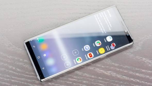 <p>Samsung Galaxy Note 8 </p>

<p>Ağırlığı: 195 gram <br />
Ekran çözünürlüğü: 6.3 inç ekran, 1440x2960 piksel çözünürlük</p>
