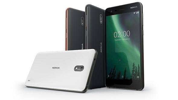 <p>Nokia 2 </p>

<p>Nokia 2, sahip olduğu özellikler ve fiyatı ile uygun fiyatlı bir telefon arayanlara hitap ediyor. 5 inç boyutlu LTPS LCD ekrana sahip olan telefon, 1280 x 720 ekran çözünürlüğüne ve Gorilla Glass 3 koruma teknolojisine sahip.</p>
