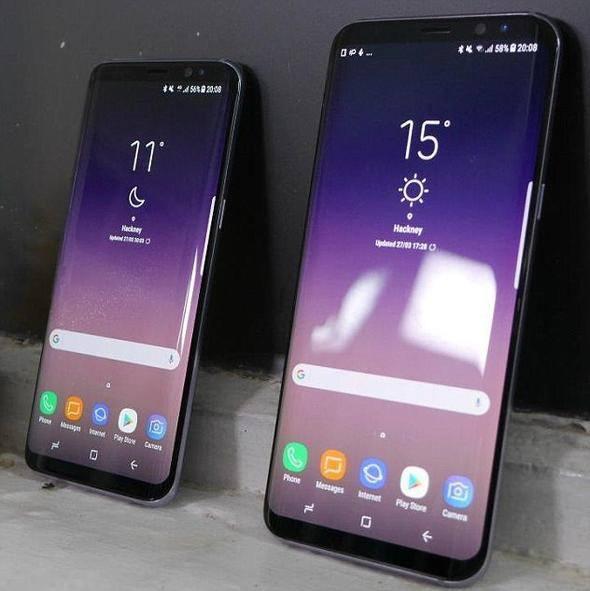 <p>Samsung Galaxy S8 Plus </p>

<p>Ön kamera: 8 MP<br />
Arka kamera: 12 MP</p>
