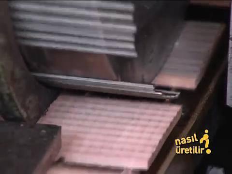 <p>Kurşun kalemin ucunda grafit maddesi kullanılıyor.</p>

<p> </p>
