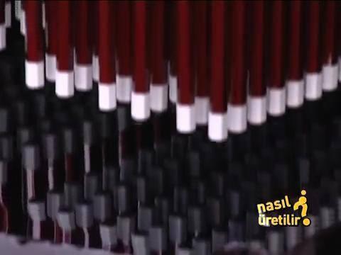 <p>Tutkallı kısmın boyanmasıyla kalem son halini alıyor.</p>
<p> </p>