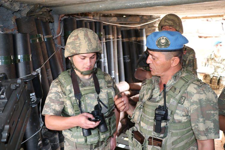 <p>Tabur olarak ağırlıkla Gabar, Bestler Dereler ve Cudi bölgelerinde bölücü terör örgütüne yönelik yoğun ve başarılı faaliyetler yürüttüklerini dile getiren Durmaz, "İcra edilen tüm faaliyetlerde yüce Türk milletinin destek ve dualarını arkasında hisseden taburumuz, verilen her türlü görevi üstün vazife anlayışıyla yerine getirmektedir. Kahraman Türk ordusunun seçkin birliklerinden birisi olan 1. Komando Taburu, yurt içinde ve yurt dışında verilecek her türlü göreve daima hazırdır." ifadelerini kullandı.</p>
<p> </p>