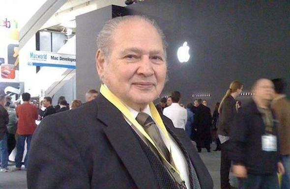 <p>Apple'ın hissedarlarından Ronald Wayne yalnızca şirketin ortaklarından değildi. Teknoloji devi şirketin &ouml;zg&uuml;n logo tasarımı da Wayne'e aitti. Wayne, ortaklarının acemiliğinden korkarak şirketin başarısız olacağını d&uuml;ş&uuml;nerek elinde olan %10 hisseyi sattı. 1.500 dolara satmış olduğu hisselerin bug&uuml;nk&uuml; değeri 35 milyar dolara erişti.</p>
