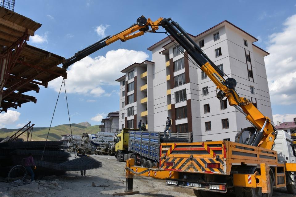 <p>Kaşıkçı, bölgede yavaş yavaş çevre düzenlemesine geçildiğini ifade etti.</p>
