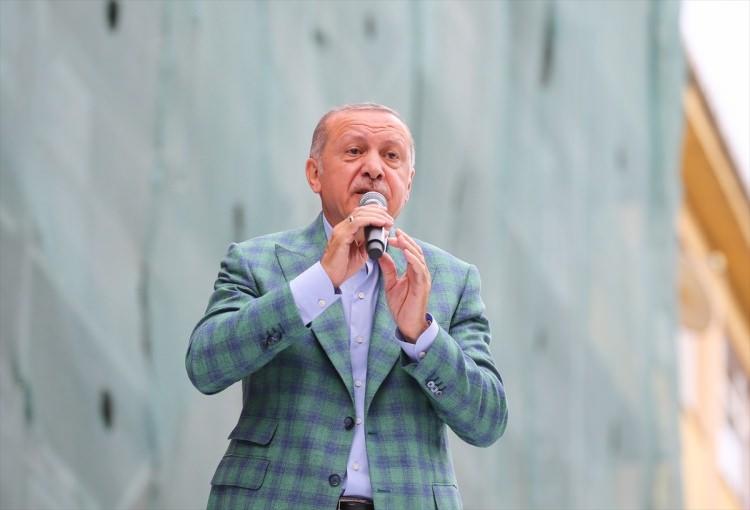 <p>Avcılar</p>
