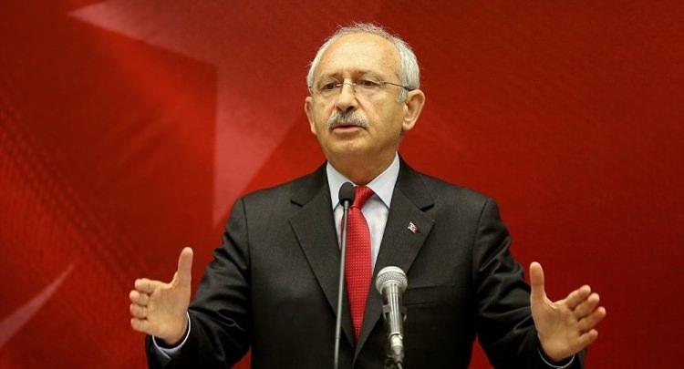 <p>Kılıçdaroğlu, İstanbul Büyükşehir Belediye Başkan Adayı oldu. AK Parti'nin adayı Kadir Topbaş yüzde 44.2 oy aldı, Kılıçdaroğlu yüzde 37 oyla ikinci sırada kaldı.</p>
<p> </p>