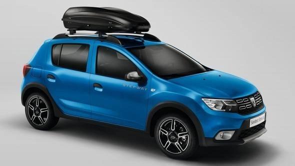 <p>Dacia Sandero Ambiance 1.0 Sce 75 bg Benzinli 64.650 TL<br />
<br />
Şehir içi (L/100 km) 6,6<br />
<br />
Şehir dışı (L/100 km) 4,6<br />
<br />
Ortalama (L/100 km) 5,4<br />
<br />
Stepway 1.5 dCi 90 bg 87.500 TL<br />
<br />
Şehir içi (L/100 km) 3,8<br />
<br />
Şehir dışı (L/100 km) 3,8<br />
<br />
Ortalama (L/100 km) 3,8</p>