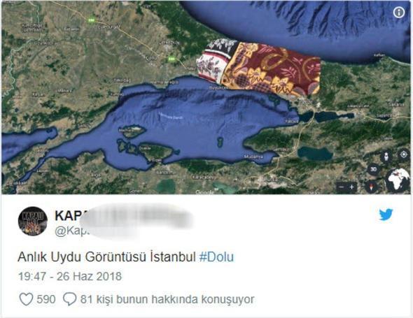 <p>Dolu bekleyen İstanbul'daki vatandaşlar ilginç görüntülere yol açarken, Twitter'a düşen bazı görüntüler var ki görenlerin yüzünde tebessüm bıraktı! İşte o görüntüler...</p>