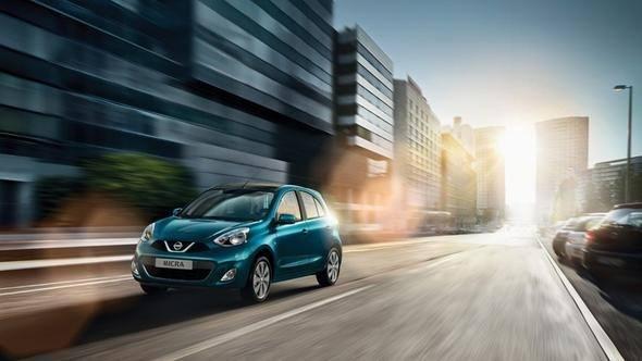 <p>Nissan Micra 1.2 MATCH Benzin M/T 77,405 TL<br />
<br />
Şehir içi (L/100 km) 4,3<br />
<br />
Şehir dışı (L/100 km) 6,1<br />
<br />
Ortalama (L/100 km) 5</p>