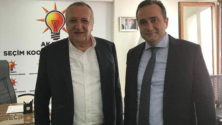 <p><span style="color:#FFD700"><strong>ELAZIĞ</strong></span><br />
<br />
<span style="color:#FFD700"><strong>AK PARTİ</strong></span> Zülfü Tolga Ağar<br />
</p>