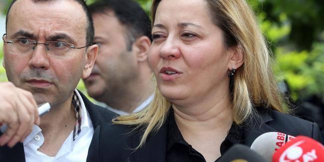 <p><span style="color:#FFFF00"><strong>ISPARTA</strong></span></p>
<p><strong><span style="color:#FFFF00">İYİ PARTİ</span> </strong>Aylin Cesur</p>