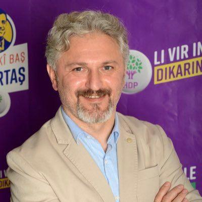 <p><span style="color:#FFFF00"><strong>İZMİR 2. Bölge</strong></span></p>

<p><strong><span style="color:#FFFF00">HDP</span> </strong>Murat Çepni</p>
