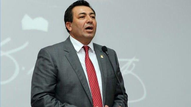 <p><span style="color:#FFFF00"><strong>MUĞLA</strong></span></p>

<p><strong><span style="color:#FFFF00">CHP</span> </strong>Mürsel Alban</p>
