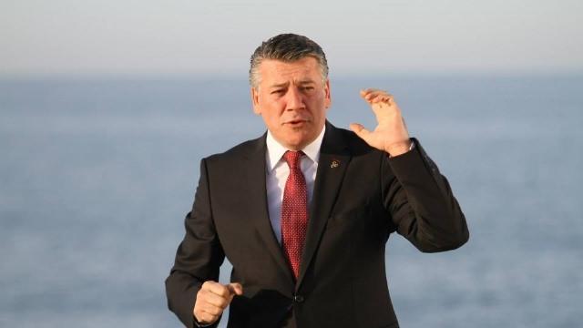 <p><span style="color:#FFFF00"><strong>TRABZON</strong></span></p>

<p><span style="color:#FFFF00"><strong>İYİ Parti</strong> </span>Hüseyin Örs</p>
