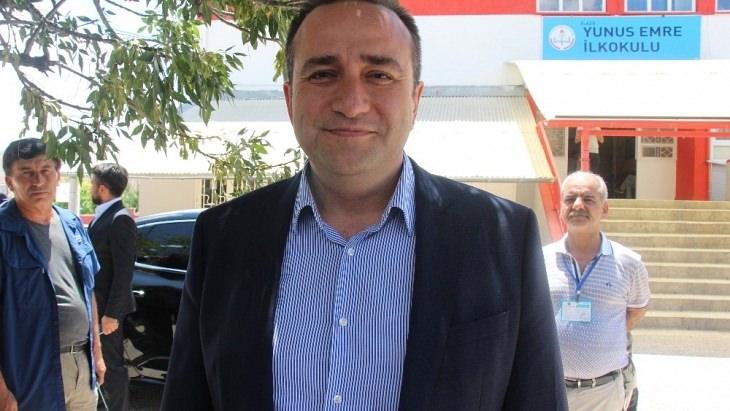 <p> </p>
<p>- Mehmet Ağar'ın oğlu Tolga Ağar Elazığ'dan milletvekili oldu.</p>
<p> </p>
