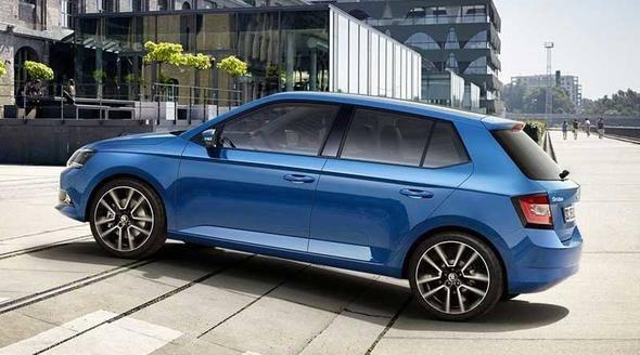 <p>Skoda Fabia - 1.0 75 PS Ambition - 72.900 TL<br />
<br />
Şehir içi (L/100 km) 5,8<br />
<br />
Şehir dışı (L/100 km) 4,2<br />
<br />
Ortalama (L/100 km) 4,8</p>