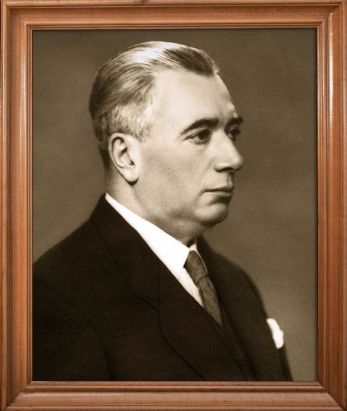 <p>Bekir Refik Koraltan 22 Mayıs 1950-22 Mayıs 1960</p>
