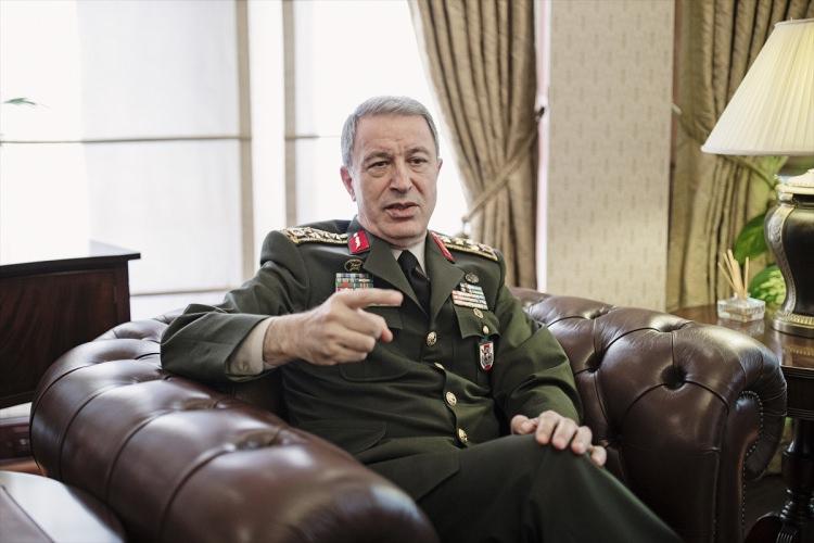 <p>Akar 2002’de tümgeneral, 2007’de de korgeneral oldu. 2011 yılında, orgeneral rütbesine 1. sırada terfi etti.</p>