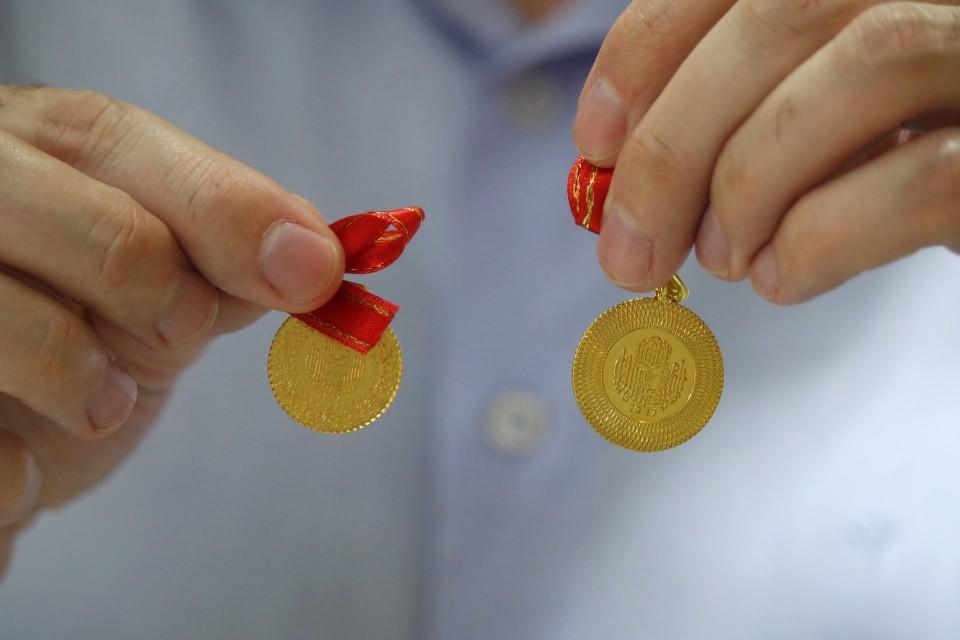'10 liraya çeyrek altın' yasaklansın talebi