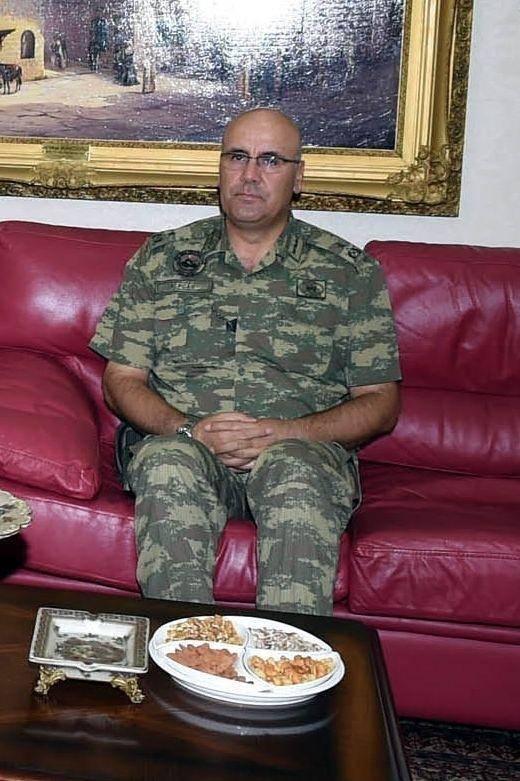 <p>20. Zırhlı Tugay Komutanı Tuğgeneral Metin Alpcan</p>