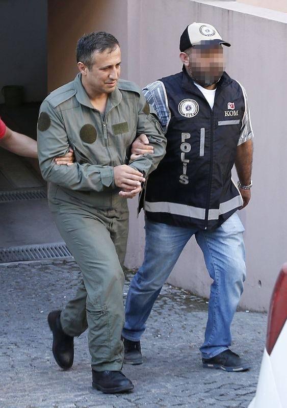 <p>2. Ana Jet Üssü Kurmay Başkanı Albay Ramazan Elmas</p>