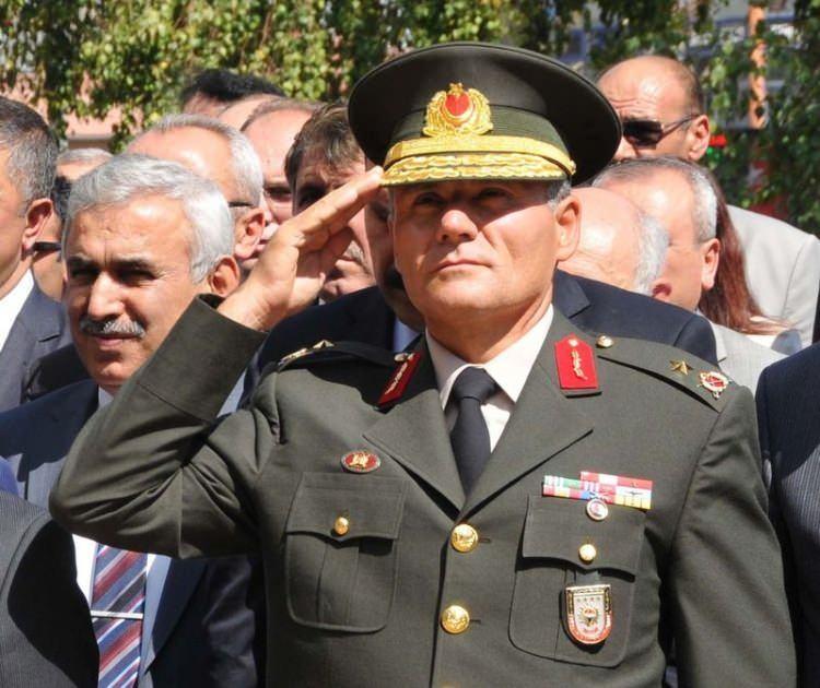 <p>Sivas 5'inci Piyade Er Eğitim Tugay Komutanı Tuğgeneral Fatih Celaleddin Sağır</p>