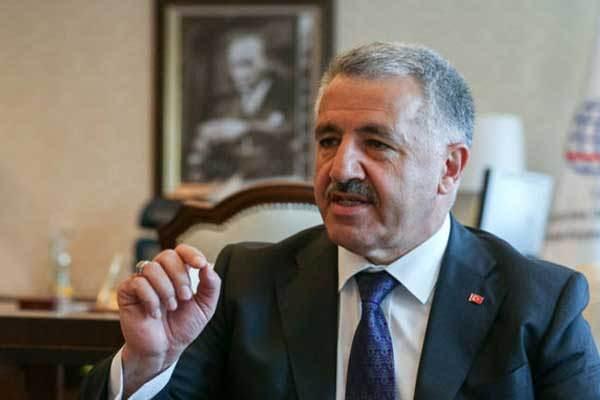 <p>Ahmet Arslan</p>
