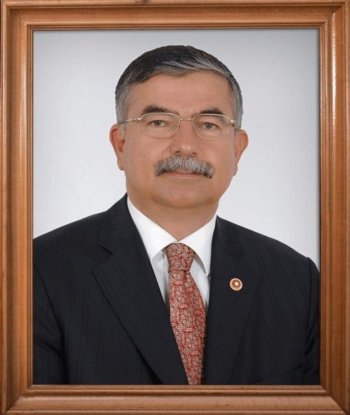 <p>İsmet Yılmaz 01 Temmuz 2015- 1 Kasım 2015</p>
