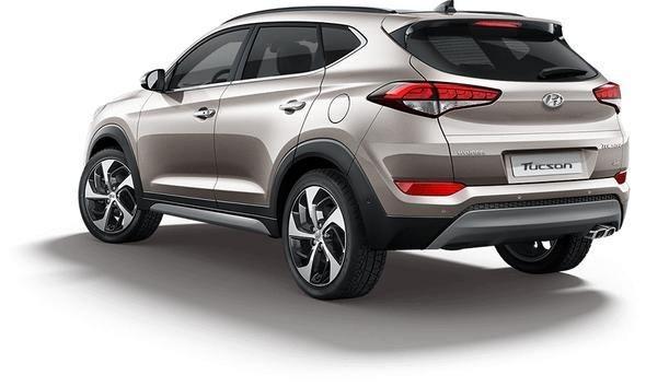 <p><strong>Hyundai</strong><br />
<br />
Hyundai'de temmuz ayında 7 bin 500 liraya varan indirim, yüzde 0,99 faiz oranı ve 10 bin liraya varan hurda indirimden oluşan bir kampanya yer alıyor. 7 bin 500 lira tutarındaki indirim yalnızca 2018 model yılı Tucson 1.6 GDi Elite (otomatik) ve Tucson 1.6 T-GDi Elite Plus 4x4 (otomatik) versiyonlarında uygulanıyor. Kampanyada nakit indirimi ve kredi imkanından birlikte faydalanılabiliyor. Yüzde 0,99 faizli kredi kampanyaları ise i20 modellerinde 20 bin lira 15 ay, Elantra, i30 ve Tucson modellerinde 50 bin lira 12 ay olarak kullanılabiliyor.<br />
<br />
Hyundai i10'da 2 bin 750 lira nakit indirimi ve 20 bin lira 15 ay yüzde 0,99 faizli finansman desteği sağlanıyor. Accent Blue modelinde 4 bin 500 liraya varan nakit indirimiyle satılırken, IONIQ hybrid modelinde 2 bin lira nakit indirim ve 50 bin lira 12 ay yüzde 0,99 faizli kredi imkanı bulunuyor.<br />
<br />
Kona modelinde de 50 bin lira 12 ay yüzde 0,99 faizli finansman sağlanıyor.</p>