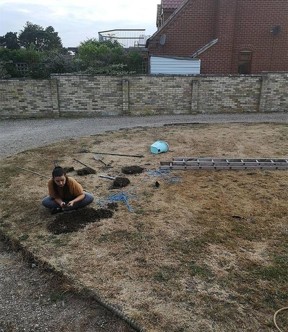 <p>Kısa s&uuml;re i&ccedil;inde b&ouml;lge neredeyse bir arkeoloji kazısına d&ouml;n&uuml;şt&uuml;.</p>
