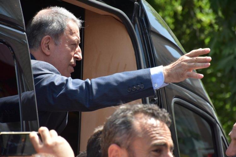 <p>Milli Savunma Bakanı Hulusi Akar, Milli Savunma Bakanlığına atanmasının ardından ikinci ziyaretini memleketi Kayseri'ye yaptı. </p>
